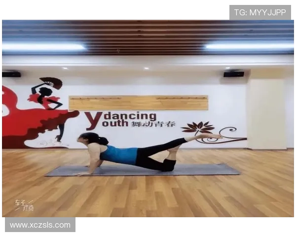 [健身动起来]闫帅奇带来肩颈舒缓操.